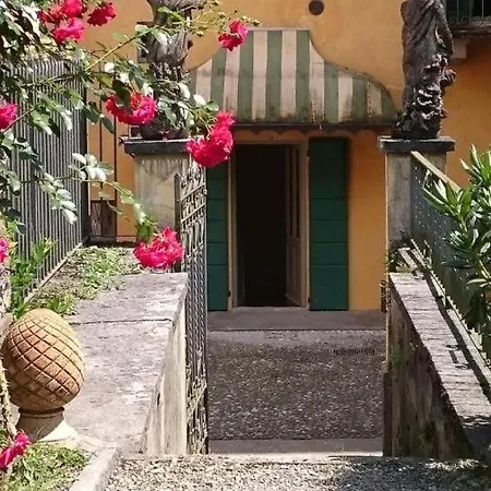 Apartment Ca Balossa Charming House And Garden - Tremezzina Di Como, Overlooking Bellagio And Balbianello Mezzegra