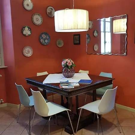 Apartment Ca Balossa Charming House And Garden - Tremezzina Di Como, Overlooking Bellagio And Balbianello Mezzegra