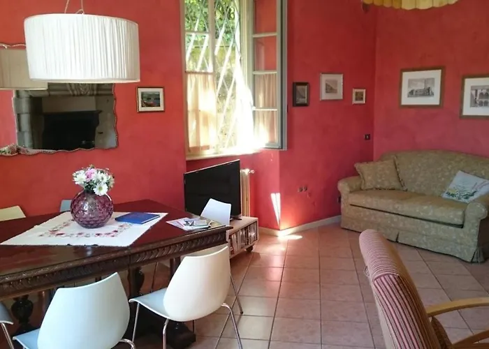 Apartment Ca Balossa, Tremezzina Di Davanti A Bellagio E Balbianello *