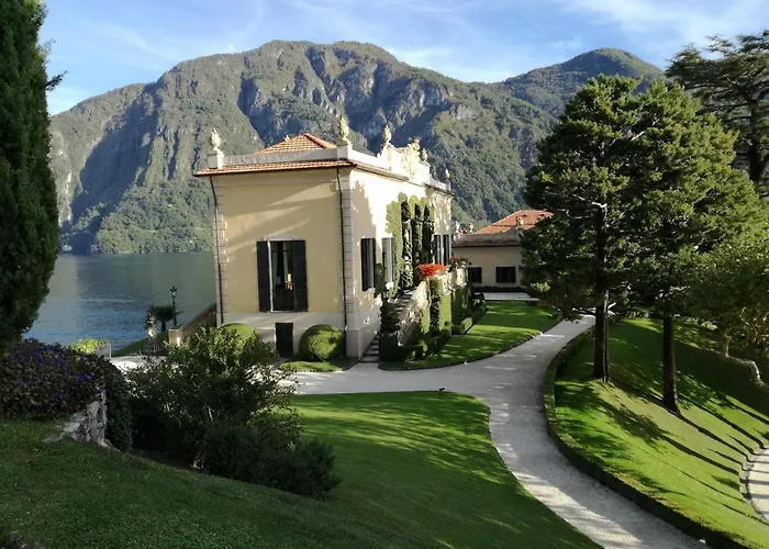 Ca Balossa, Tremezzina Di Davanti A Bellagio E Balbianello