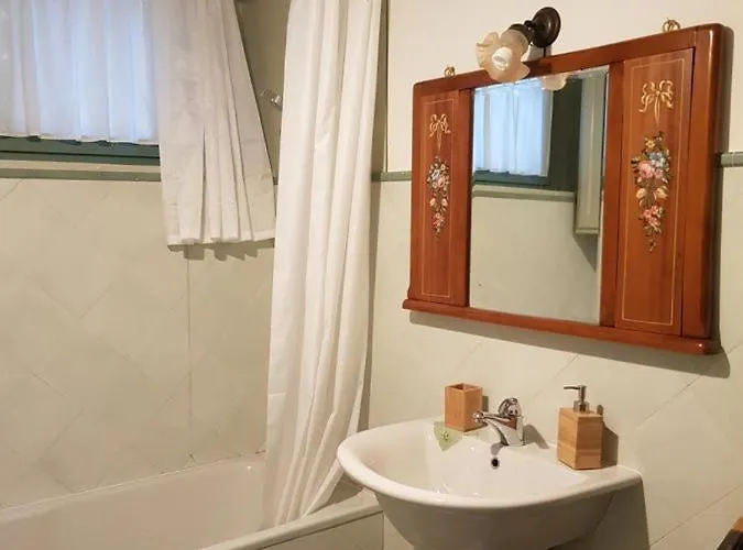 Ca Balossa, Tremezzina Di Davanti A Bellagio E Balbianello *